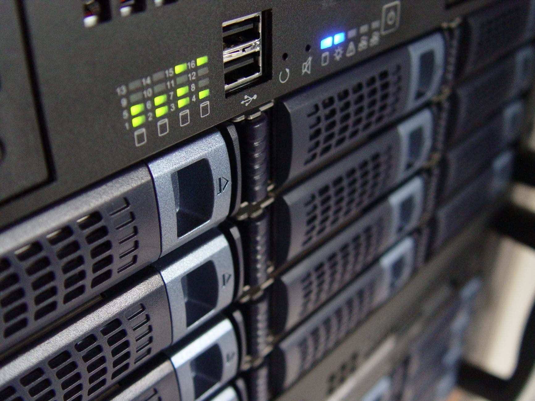 Web hosting servers